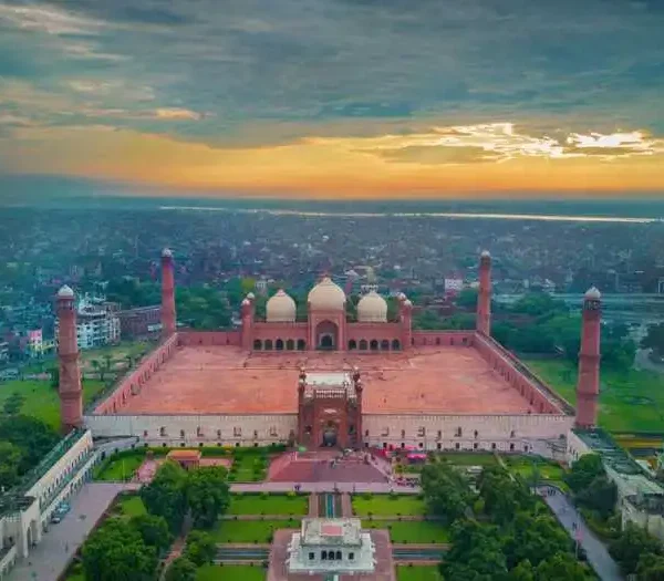 Karachi to Lahore
